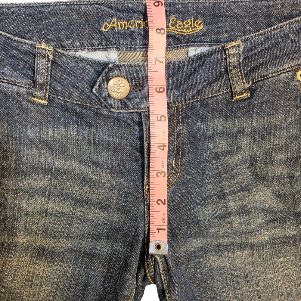 American Eagle Womens Vintage Dark Wash Low Rise Denim Bermuda Shorts Size 4 - Picture 4 of 8
